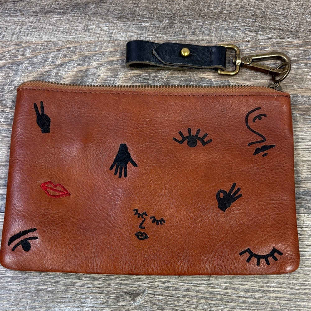Madewell Brown Leather Wristlet – Abstract Face & Hand Embroidery